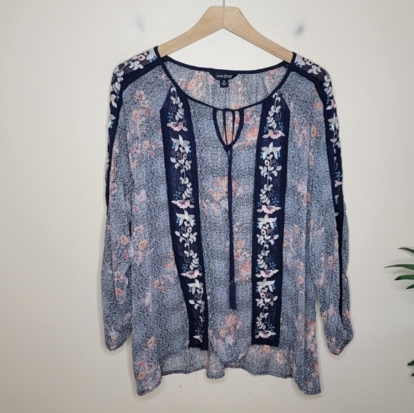 Lucky Brand | Floral Embroidered Semi-Sheer Blouse Size Medium - Picture 1 of 5